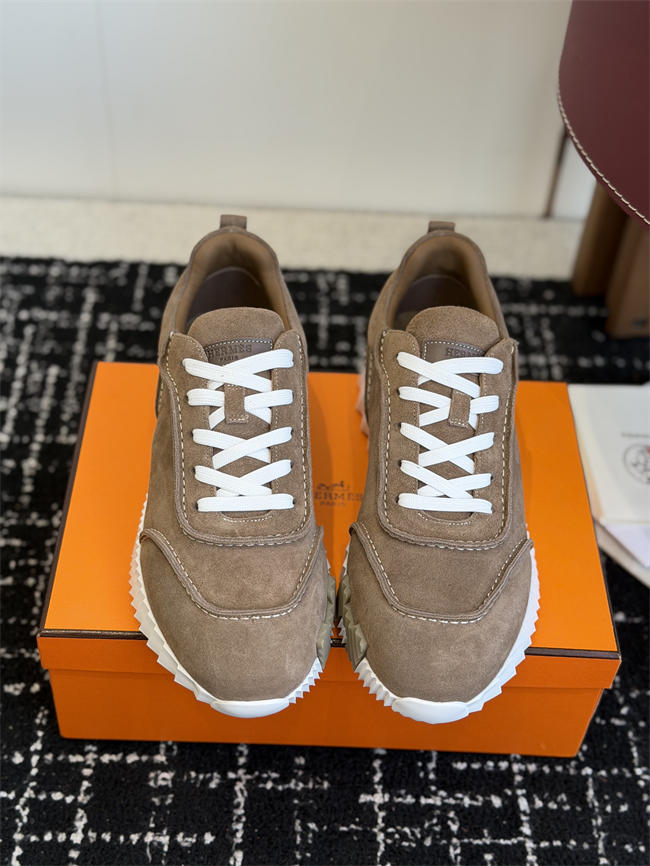 HER MES Sneaker