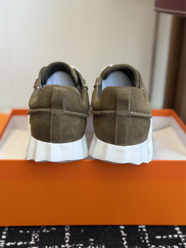HER MES Sneaker