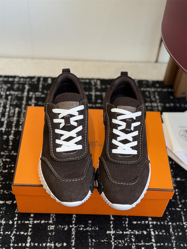 HER MES Sneaker