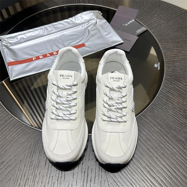 Pra*a Sneaker088