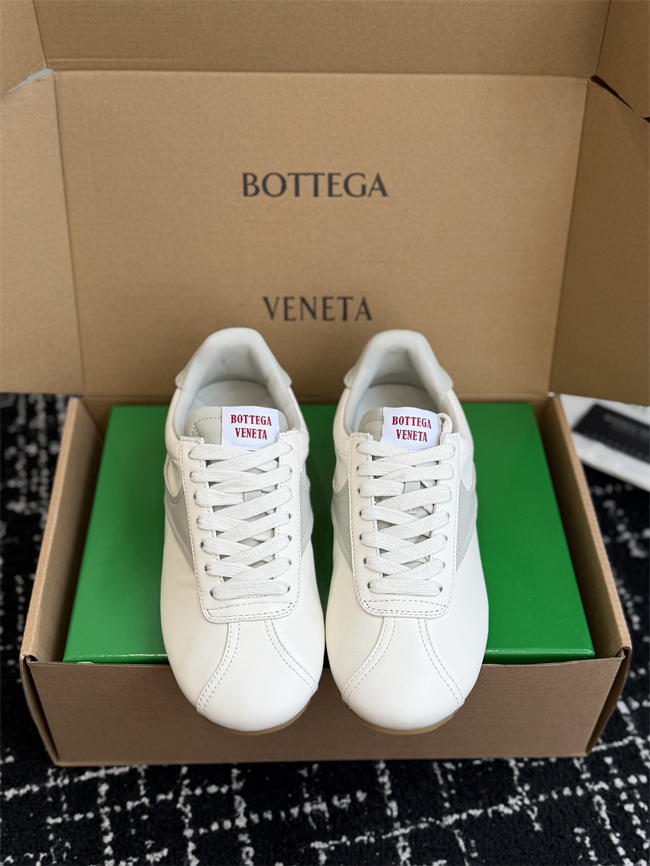B0tt*ga Ven*ta Sneaker