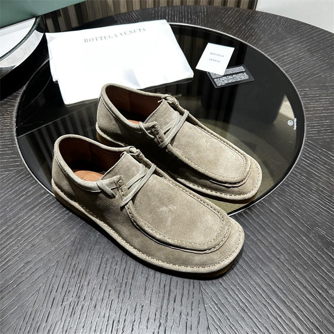 B0tt*ga Ven*ta Sneaker