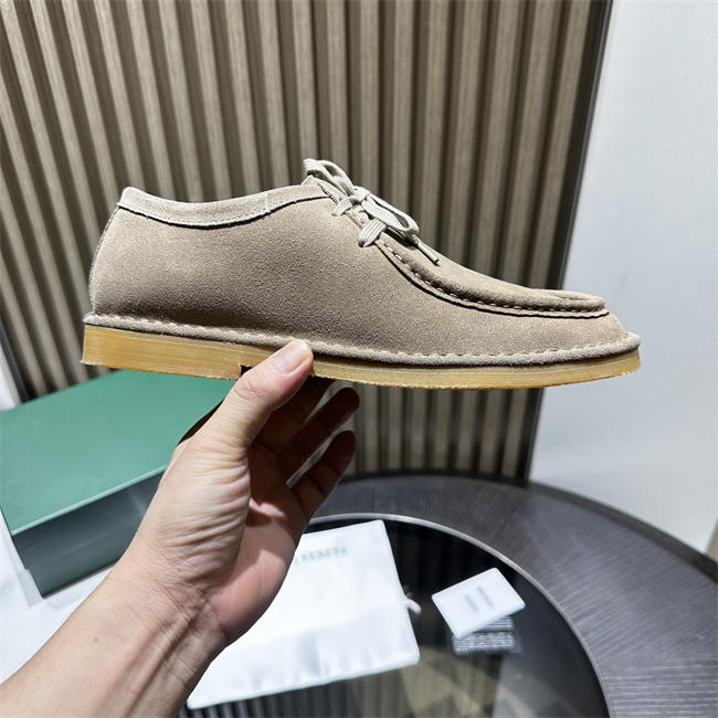 B0tt*ga Ven*ta Sneaker