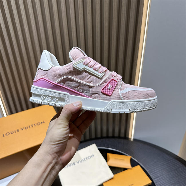 LV Trainer Sneaker