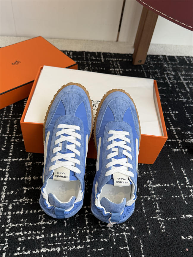 HER MES Sneaker