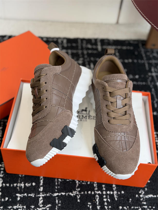 HER MES Sneaker
