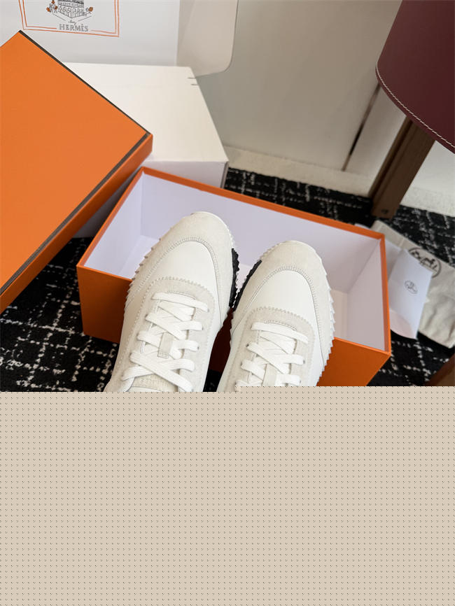 HER MES Sneaker