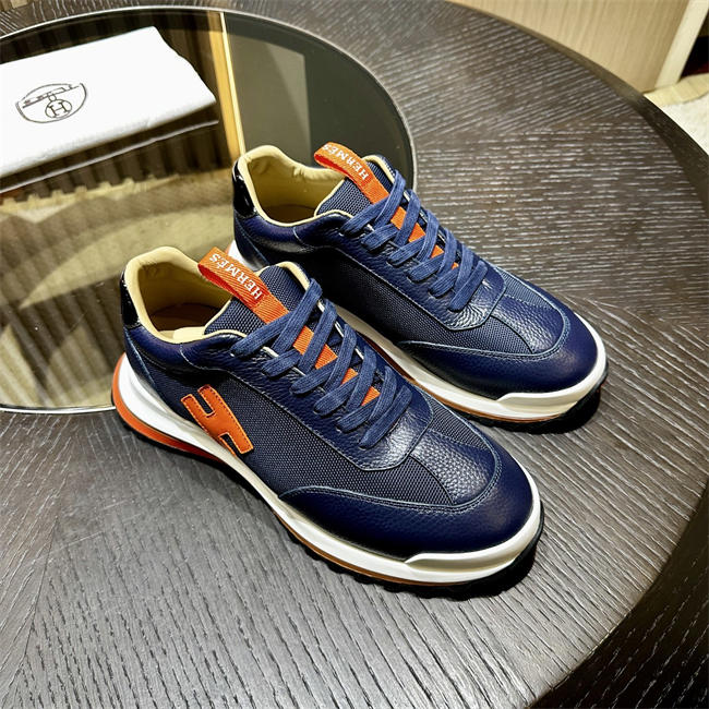 HER MES Sneaker