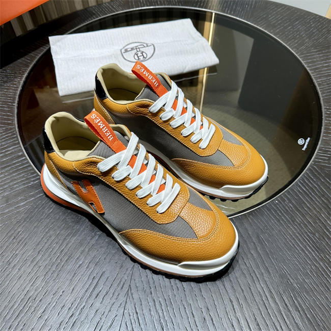 HER MES Sneaker