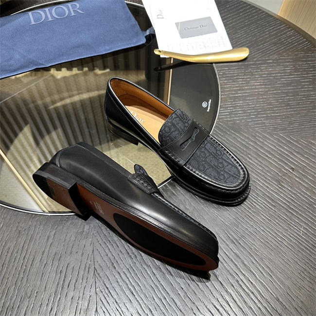 D10r Loafer