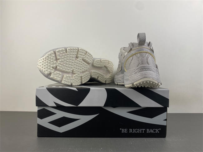 OFF-WHITE Be Right Back