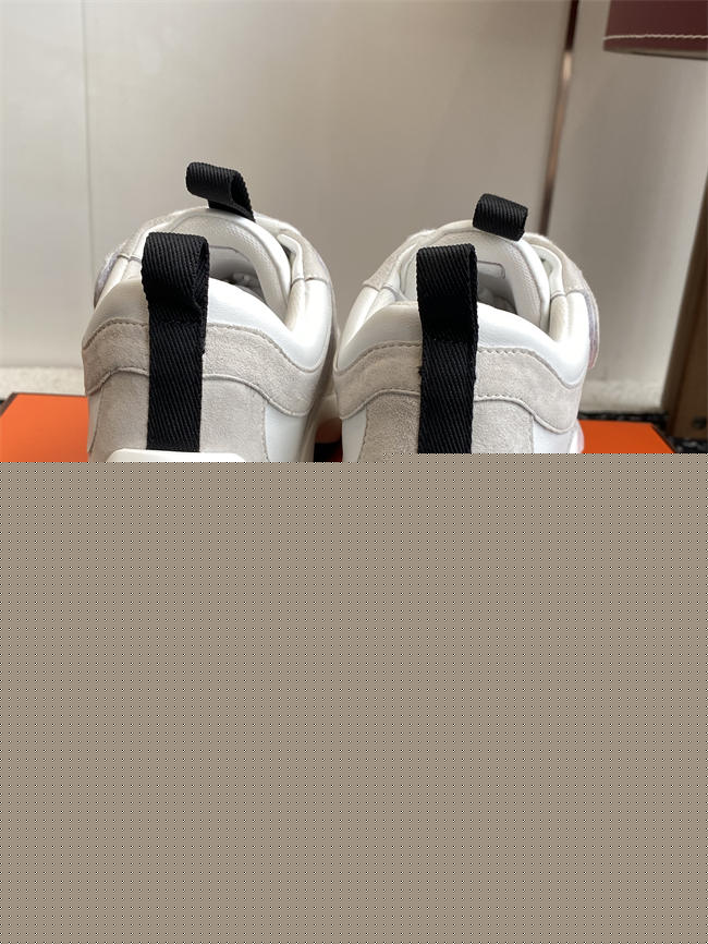 HER MES Sneaker