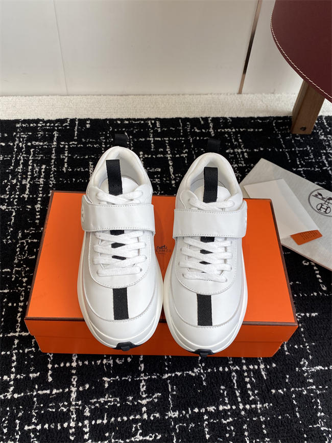 HER MES Sneaker