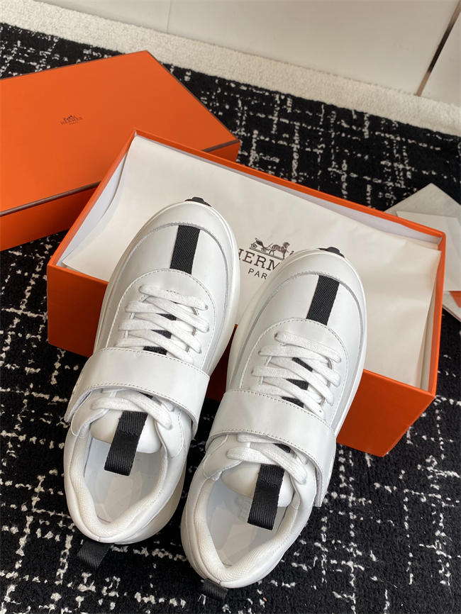 HER MES Sneaker
