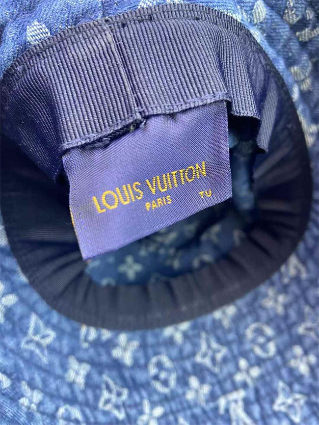 LV De*1m Bucket Hat