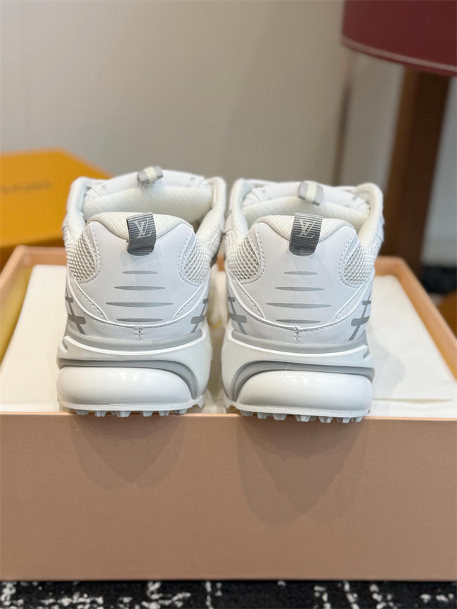 LV Tatic Runner