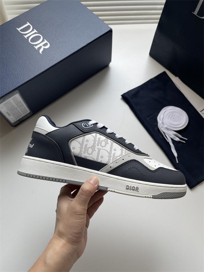 Dr B27 Sneaker