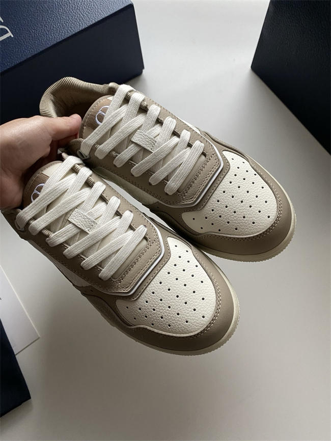 Dr B27 Sneaker