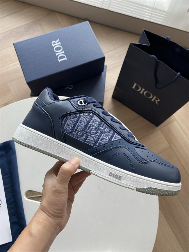 Dr B27 Sneaker