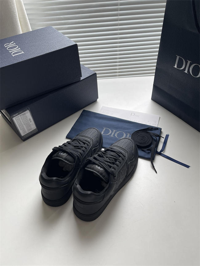 Dr B27 Sneaker