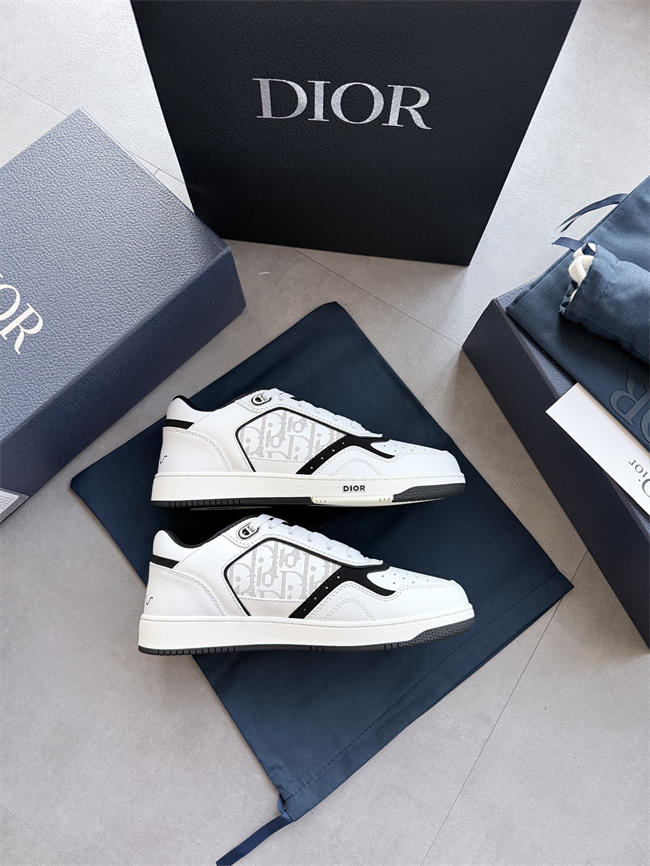 Dr B27 Sneaker