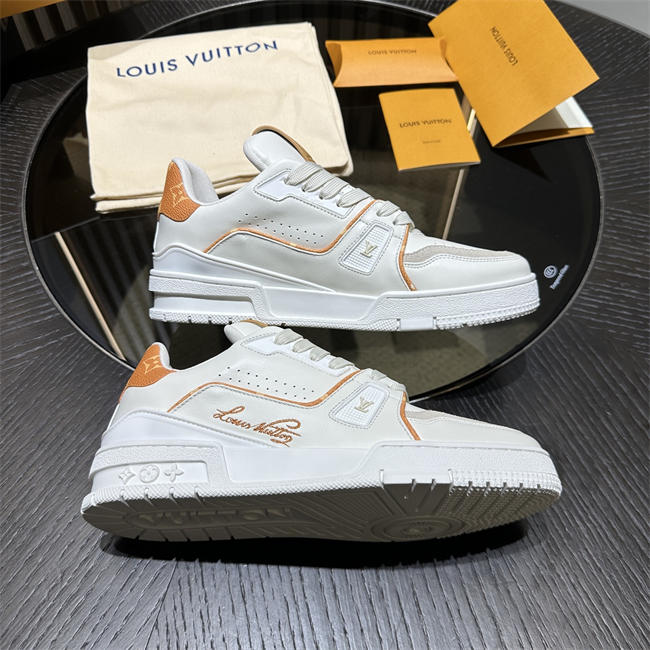 Lv Trainer Sneaker